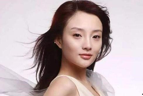 明星李小璐是混血